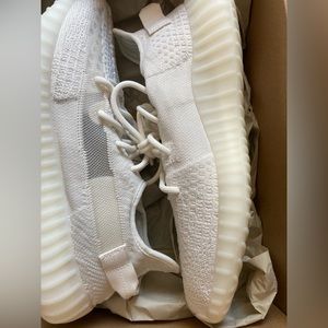 NEW YeezyxAdidas Boost 350 shoes